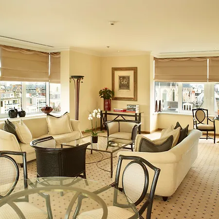 Hilton Old Town